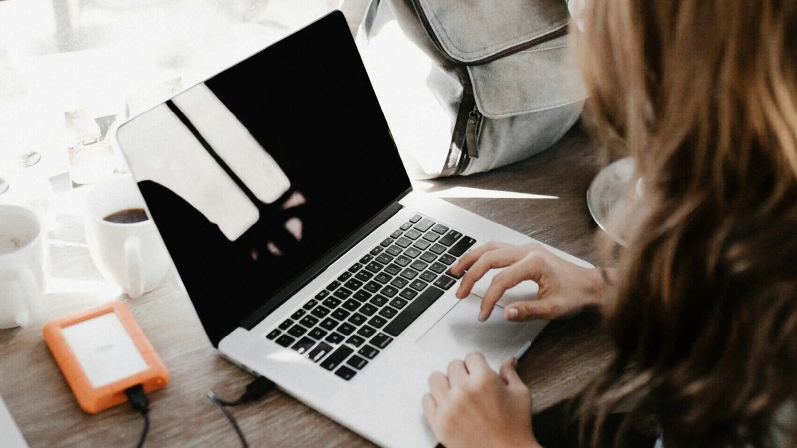 Hire a Virtual Assistant to Boost Productivity & Growth